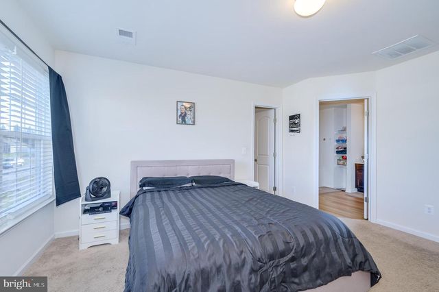 43 SARGENT LN, Martinsburg, WV 25401