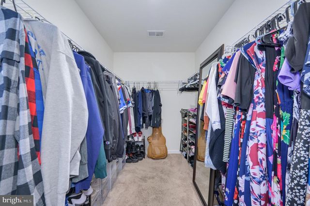 43 SARGENT LN, Martinsburg, WV 25401