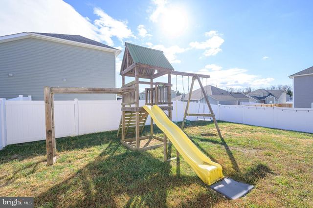 43 SARGENT LN, Martinsburg, WV 25401