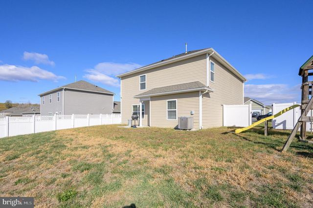 43 SARGENT LN, Martinsburg, WV 25401