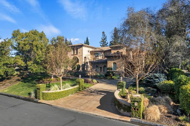 9680 Los Lagos Circle North, Granite Bay, CA 95746