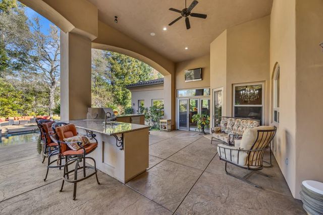 9680 Los Lagos Circle North, Granite Bay, CA 95746