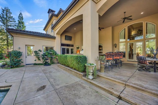 9680 Los Lagos Circle North, Granite Bay, CA 95746