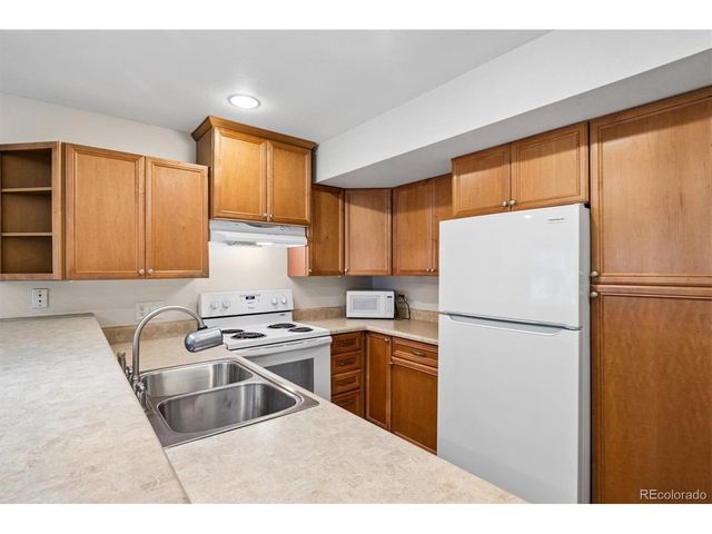 18318 W 58th Pl 74, Golden, CO 80403