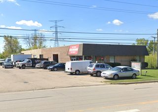 496 E Saint Charles Road, Carol Stream, IL 60188