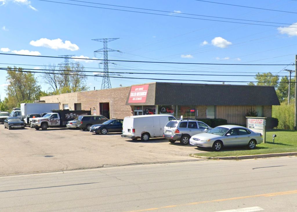 496 E Saint Charles Road, Carol Stream, IL 60188