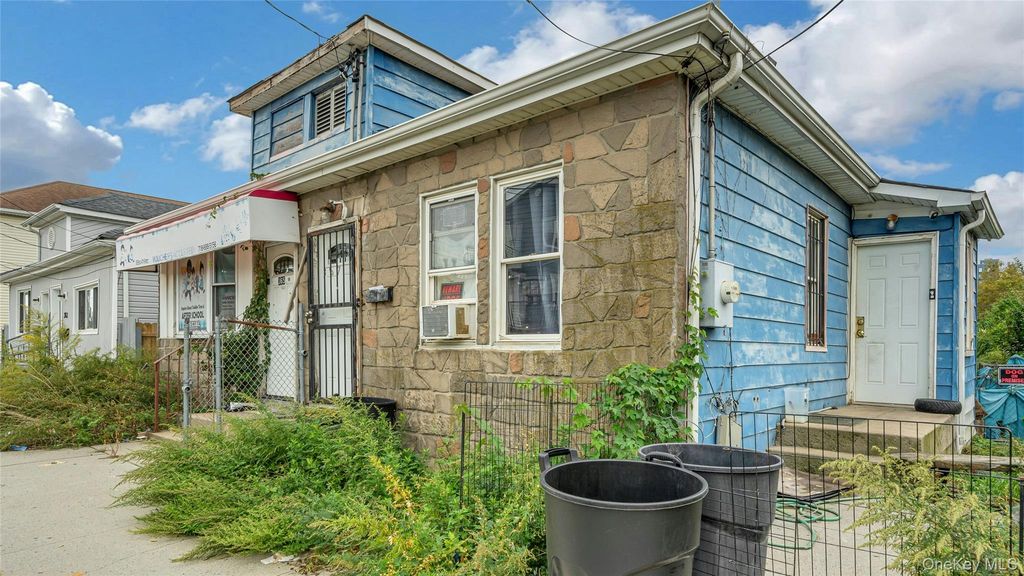 365 Beach 47th Street, Far Rockaway, NY 11691 — photo 3
