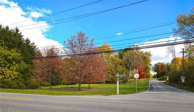 4639 Brainard Road, Chagrin Falls, OH 44022