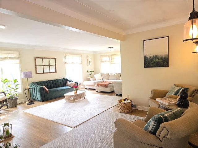 4639 Brainard Road, Chagrin Falls, OH 44022