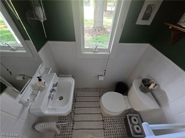 4639 Brainard Road, Chagrin Falls, OH 44022