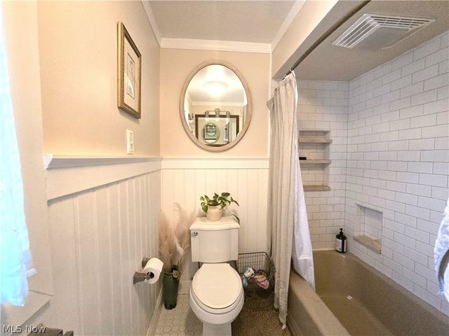 4639 Brainard Road, Chagrin Falls, OH 44022