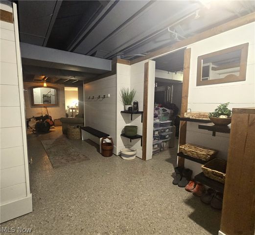 4639 Brainard Road, Chagrin Falls, OH 44022