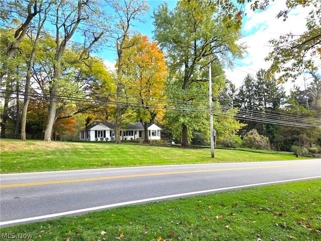 4639 Brainard Road, Chagrin Falls, OH 44022