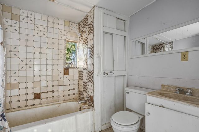 403 Pinon Street, Mountainair, NM 87036