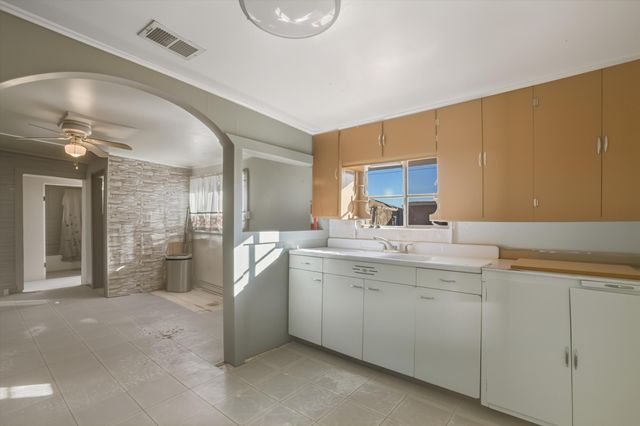 403 Pinon Street, Mountainair, NM 87036