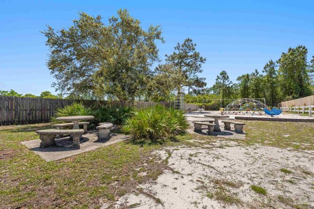 6472 Sandkey Cv, Gulf Breeze, FL 32563