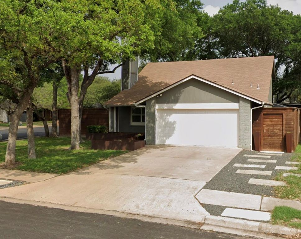 8001 Copano DR, Austin, TX 78749