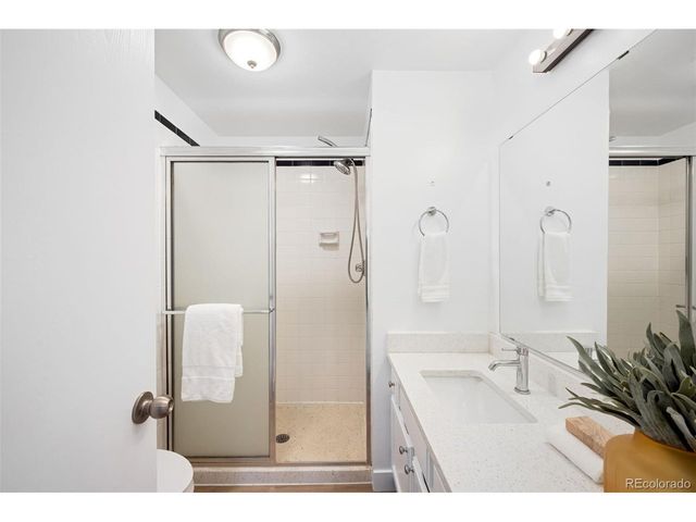 7105 E Briarwood Dr, Centennial, CO 80112