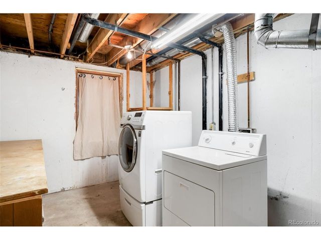 7105 E Briarwood Dr, Centennial, CO 80112