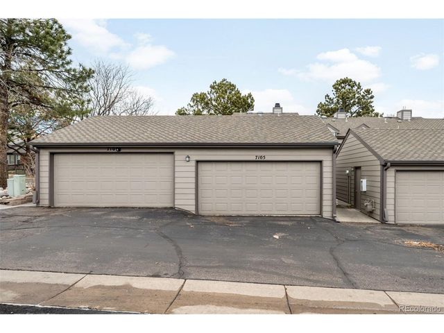 7105 E Briarwood Dr, Centennial, CO 80112