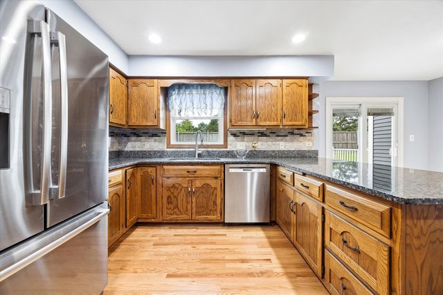 6076 Angel Lane, Lisle, IL 60532