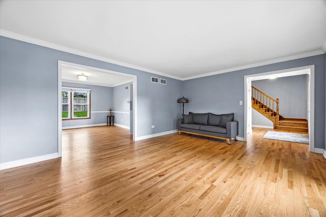 6076 Angel Lane, Lisle, IL 60532