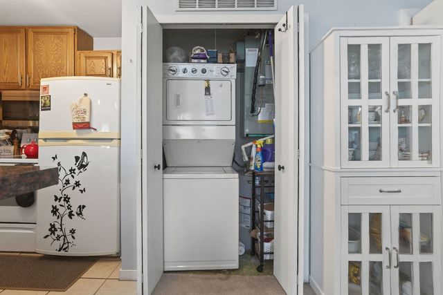 4643 CROW CREEK Court, Bettendorf, IA 52722