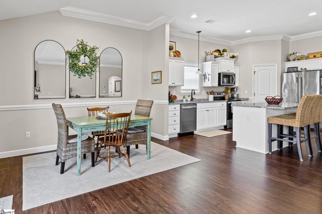 142 Peachtree Road, Boiling Springs, SC 29316