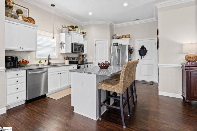142 Peachtree Road, Boiling Springs, SC 29316