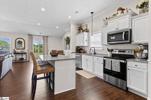142 Peachtree Road, Boiling Springs, SC 29316