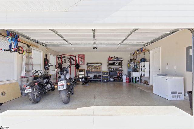 142 Peachtree Road, Boiling Springs, SC 29316