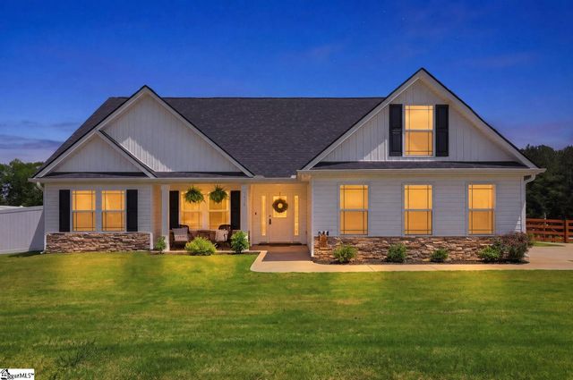 142 Peachtree Road, Boiling Springs, SC 29316
