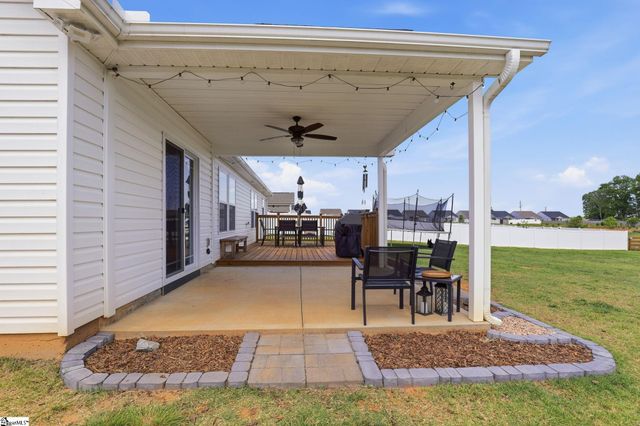 142 Peachtree Road, Boiling Springs, SC 29316