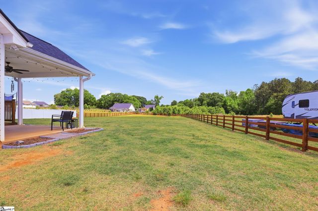 142 Peachtree Road, Boiling Springs, SC 29316