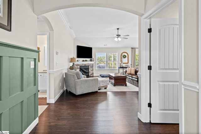 142 Peachtree Road, Boiling Springs, SC 29316