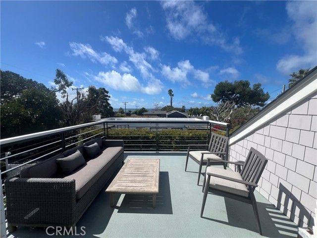 521 Seaview Street, Laguna Beach, CA 92651