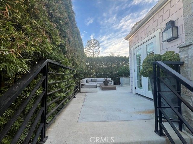 521 Seaview Street, Laguna Beach, CA 92651