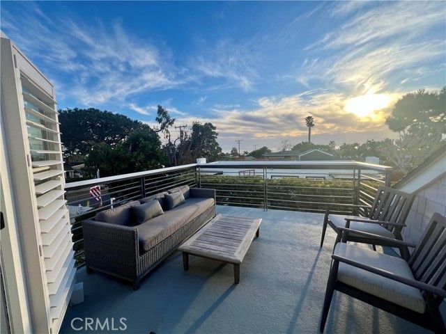 521 Seaview Street, Laguna Beach, CA 92651