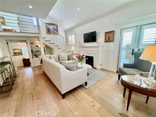 521 Seaview Street, Laguna Beach, CA 92651