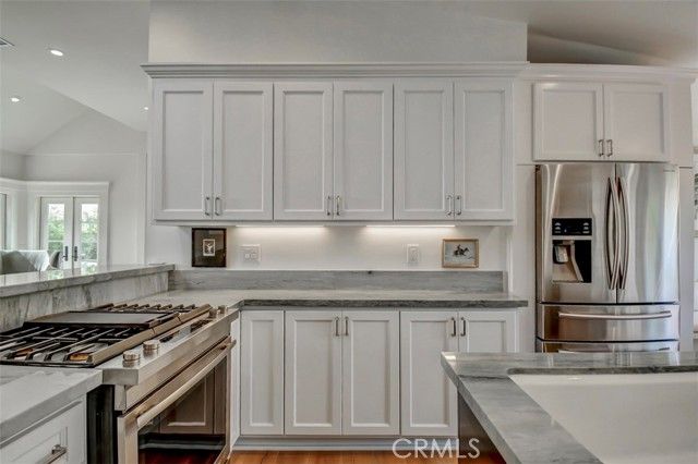 521 Seaview Street, Laguna Beach, CA 92651