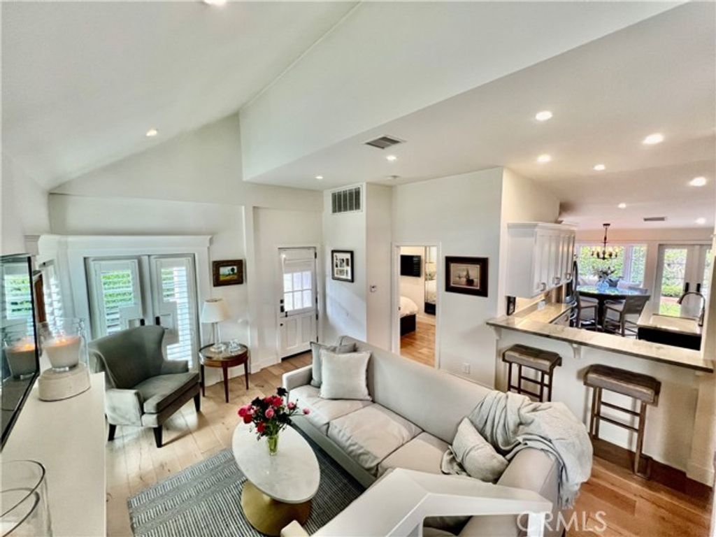 521 Seaview Street, Laguna Beach, CA 92651