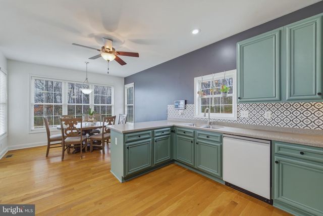 257 HUNTER RD, Maurertown, VA 22644