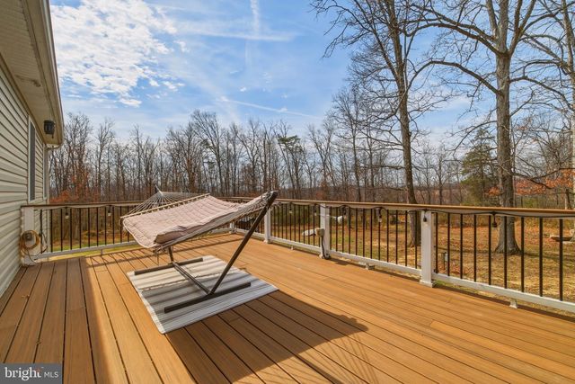 257 HUNTER RD, Maurertown, VA 22644