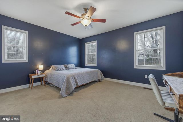 257 HUNTER RD, Maurertown, VA 22644