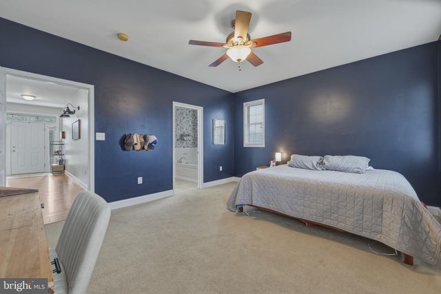 257 HUNTER RD, Maurertown, VA 22644