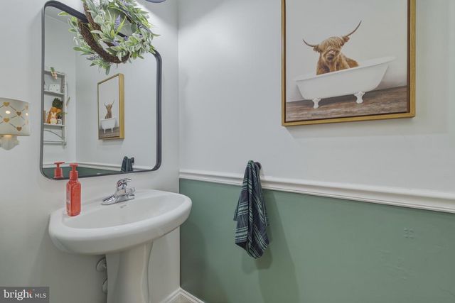 257 HUNTER RD, Maurertown, VA 22644