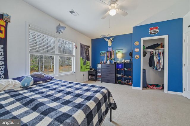 257 HUNTER RD, Maurertown, VA 22644