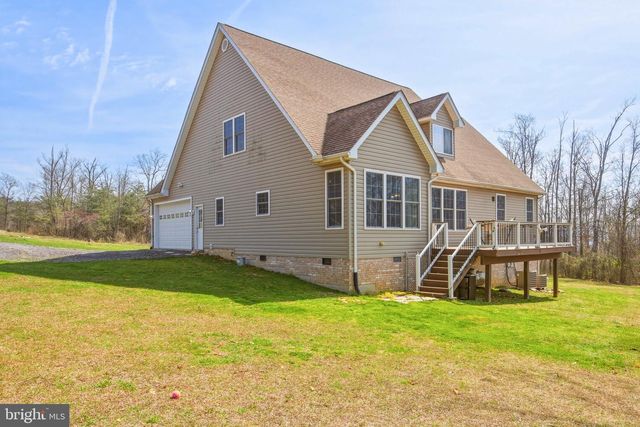 257 HUNTER RD, Maurertown, VA 22644