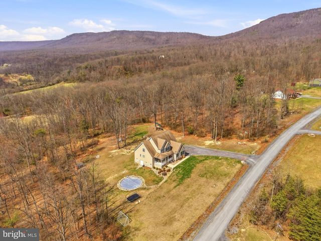 257 HUNTER RD, Maurertown, VA 22644