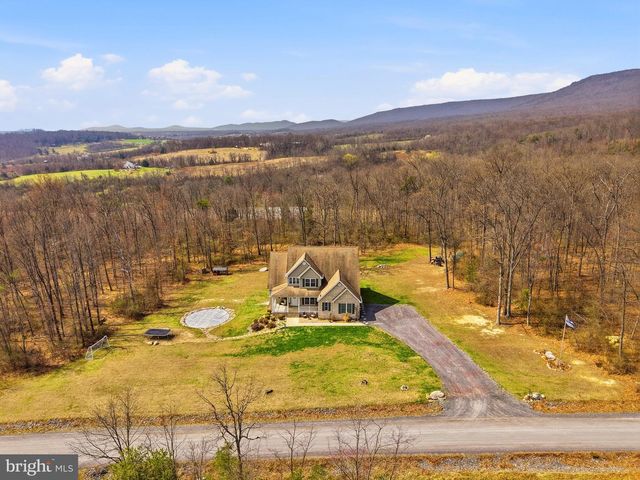 257 HUNTER RD, Maurertown, VA 22644